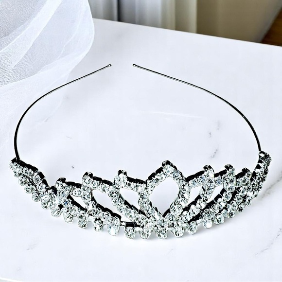 Silver Rhinestone Tiara - New with Tags - Picture 1 of 13